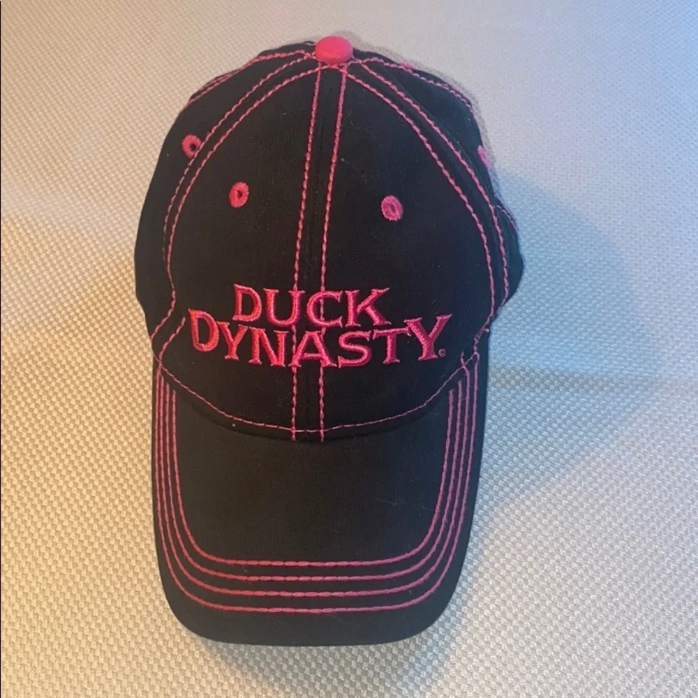 Duck‎ Dynasty Black and Pink Baseball Hat